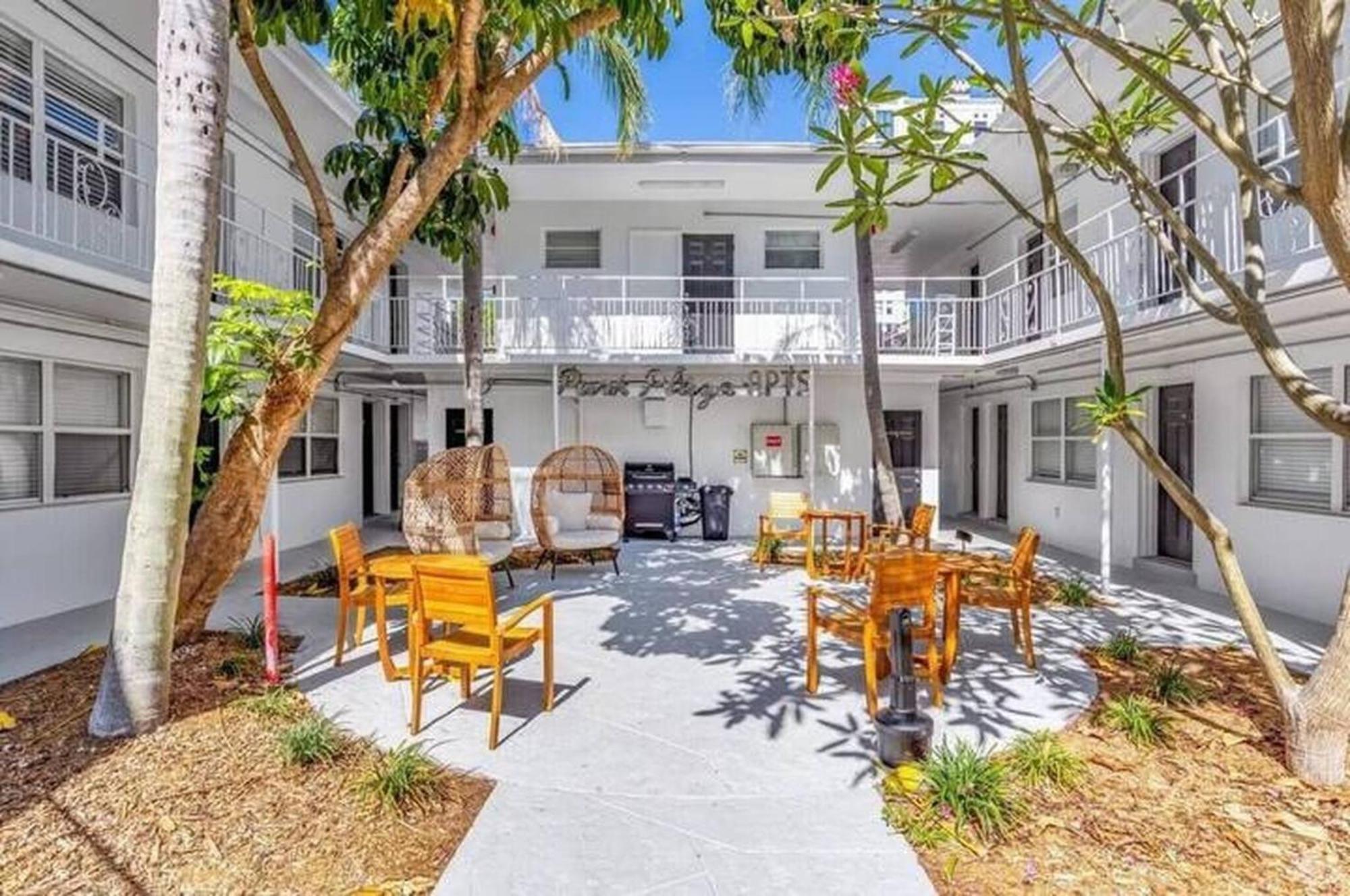Modern Downtown St Petersburg Studio Pet-Friendly Affordable! Εξωτερικό φωτογραφία